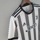 Camisa Juventus Home I 2022/23 Adidas Torcedor Masculina - Branca e Preta