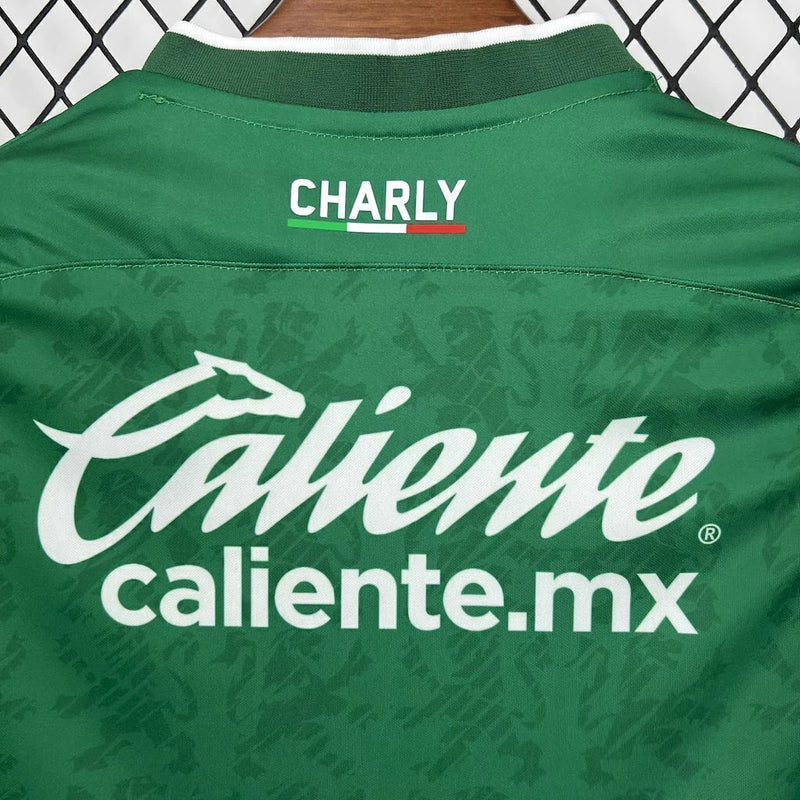 Kit Infantil Club León Home I 2025/26 – Camisa e shorts verde para crianças, uniforme completo do clube mexicano