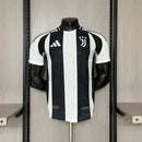 Camisa Juventus Home I 2024/25 Adidas Jogador Masculina branca com listras pretas, escudo da Juventus bordado no peito, corte ajustado e tecnologia AEROREADY.
