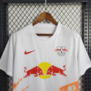 Camisa RB Leipzig Especial "Canto da Torcida" 2023/24 Nike Torcedor Masculina - Branca