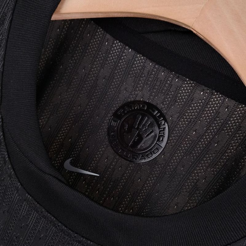 Camisa Corinthians Away II 2024/25 Nike Torcedor Masculina - modelo preto, uniforme de visitante do Timão, escudo do clube e logo Nike em destaque.
