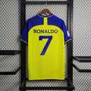Camisa Al-Nassr Home 2022/23 Torcedor Masculina amarela da Adidas, modelo titular do time saudita, uniforme de futebol confortável em poliéster respirável, ideal para jogos, colecionadores e fãs do clube árabe.