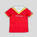 "Camisa Argentinos Juniors Third III 2024/25 Umbro Torcedor Masculina vermelha com detalhes em branco, escudo estampado do clube argentino e tecido leve e respirável para torcedores."
