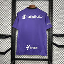 Camisa Al-Hilal Third III 2024/25 Puma Torcedor Masculina Roxa - uniforme de futebol alternativo do Al-Hilal FC, design moderno roxo com detalhes exclusivos, tecido confortável e respirável.