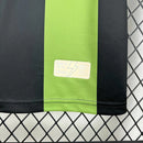 Camisa América Mineiro Home 2025/26 Volt Torcedor Masculina verde e preta com listras verticais, escudo oficial bordado no peito e logo Volt estampado, modelo oficial de jogo para torcedores.