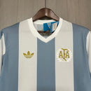 Camisa Argentina "Edição Aniversário" 2024/25 Adidas Torcedor Masculina azul celeste com detalhes brancos, tecido leve e respirável, corte masculino – ideal para torcer, colecionar e uso casual.