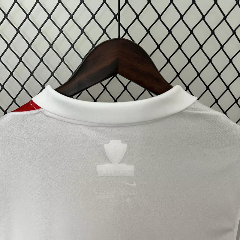 Camisa Croácia Home 2024/25 Masculina para torcedor, xadrez vermelho e branco, modelo oficial da seleção croata, ideal para fãs da Croácia