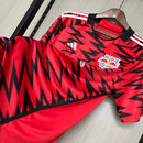 Camisa New York Red Bulls Away II 2024/25 Adidas Torcedor Masculina Vermelha, uniforme MLS, escudo bordado, conforto e estilo, Waze Mix"