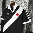 Camisa Vasco da Gama Home I 1988/89 Adidas Retrô Masculina, com listras pretas e brancas, escudo bordado do clube e design clássico de manga curta"