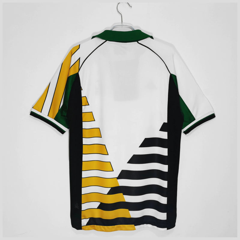 Camisa África do Sul Away II 1998/99 Kappa Retrô Masculina branca, design clássico dos anos 90, retrô e colecionável, perfeita para torcedores e apaixonados por futebol vintagecamisa África do Sul retrô branca
camisa África do Sul 1998/99 away
camisa Kappa África do Sul retrô
camisa seleção África do Sul antiga
camisa África do Sul colecionador
camisa África do Sul vintage
camisa retrô futebol África do Sul
camisa branca África do Sul 98/99
camisa histórica África do Sul
camiseta retrô Kappa África do Sul
c