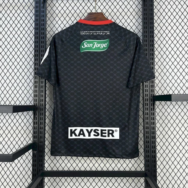 Camisa Palestino Away II 2025/26 Torcedor Masculina Preta, uniforme elegante, futebol chileno, escudo bordado, conforto e estilo para torcedores"