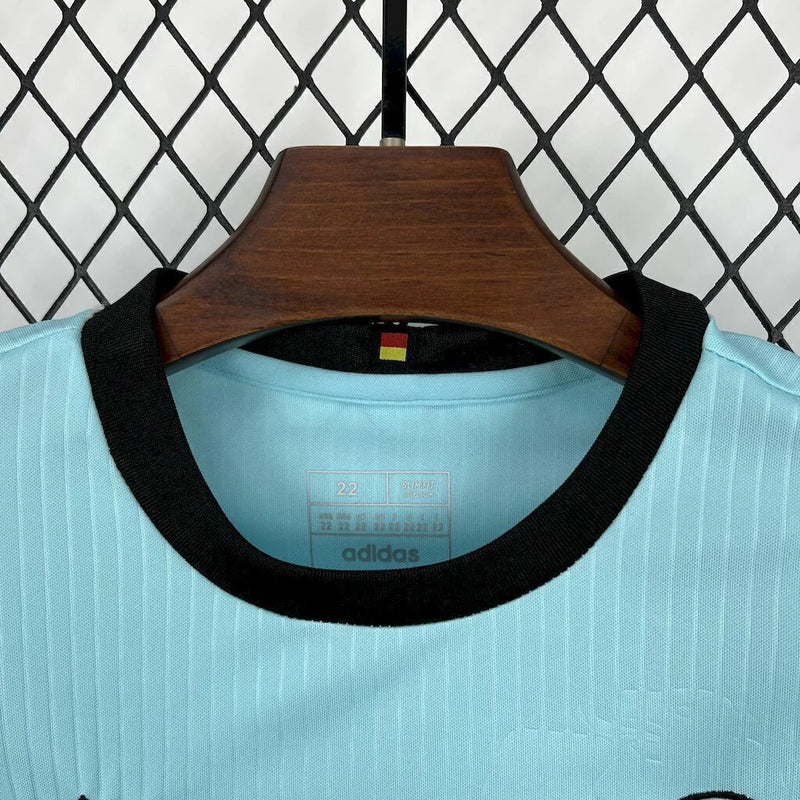 Kit Infantil Alemanha Goleiro "125th Anniversary" 2025 Adidas - conjunto infantil com camisa, short e meião em design comemorativo dos 125 anos da seleção alemã