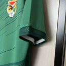 Camisa Bolívia Home I 2023/24 Torcedor Masculina verde, com detalhes inspirados na bandeira boliviana, tecido leve e confortável para torcedores da La Verde
Camisa Bolívia Home I 2023/24
Camisa Bolívia 2023/24 masculina
Camisa seleção Bolívia 2023
Camisa Bolívia verde torcedor
Camisa Bolívia La Verde
Camisa Bolívia masculina 2023/24
Camisa Bolívia nova coleção
Camisa Bolívia futebol 2023/24