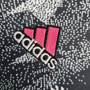 Camisa Juventus Pré-Jogo 2023/24 Adidas Torcedor Masculina - Branca e Preta