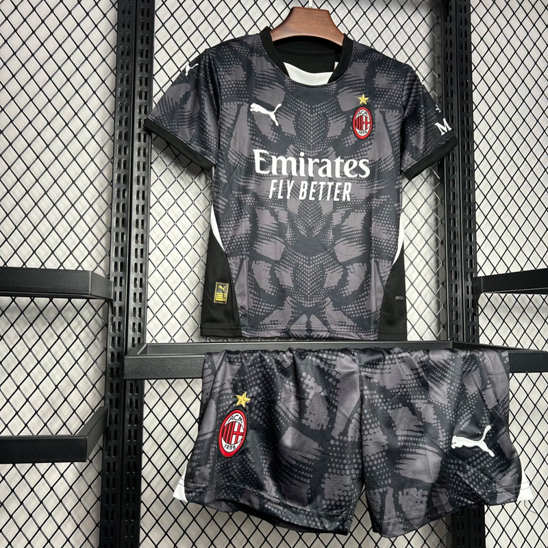 Kit Infantil Milan Goleiro 2024/25 Puma - camisa e short infantil do AC Milan, uniforme de goleiro 2024/25, tecido leve e respirável, ideal para pequenos torcedores