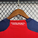 Camisa Universidad de Chile Away II 2023/24 Adidas Torcedor Masculina Vermelha, uniforme de futebol La U, camiseta torcida masculina, kit torcedor Chile, camisa de jogo Adidas La U, produto oficial de torcedor universitario, camisa colecionador futebol Chile"