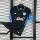 Camisa Racing Away II 2024/25 Kappa Torcedor Masculina na cor preta, uniforme do Racing Club da Argentina, modelo masculino temporada 2024/25, confortável e respirável para torcedores e colecionadores.