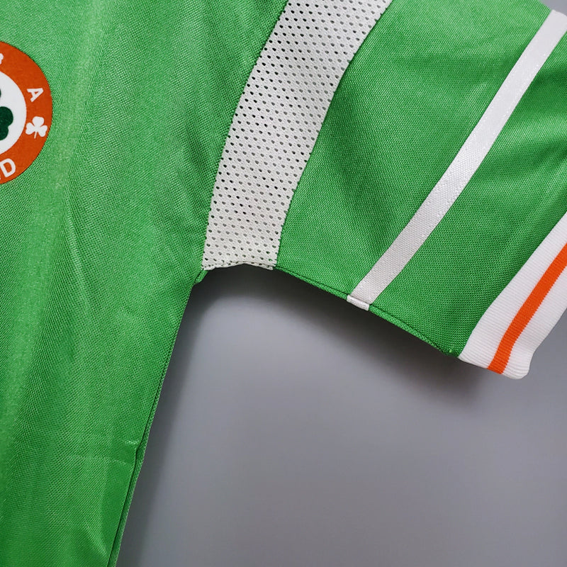 Camisa Irlanda Home I 1988/89 Adidas retrô masculina verde com gola polo branca, mangas curtas e design clássico histórico para colecionadores e torcedores"