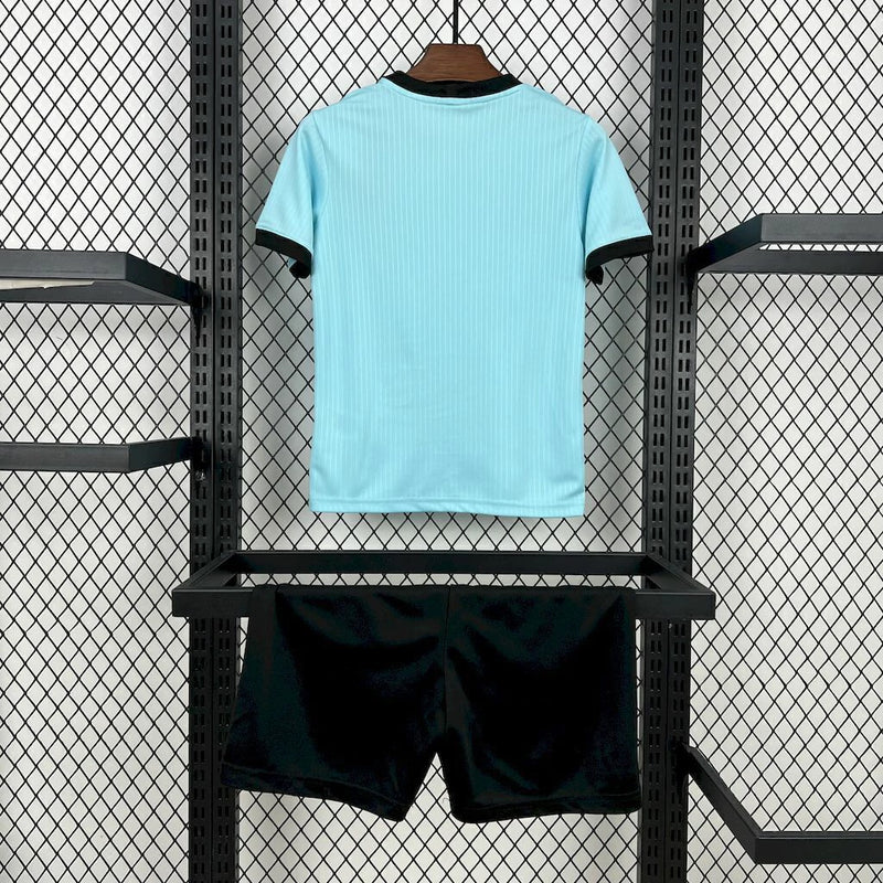 Kit Infantil Alemanha Goleiro "125th Anniversary" 2025 Adidas - conjunto infantil com camisa, short e meião em design comemorativo dos 125 anos da seleção alemã