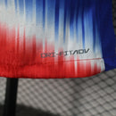 Camisa Estados Unidos Away II 2024/25 Nike Jogador Masculina azul, uniforme torcedor USA soccer, versão jogador com ajuste atlético, escudo bordado e tecido leve Dri-FIT ADV."
camisa Estados Unidos 2024/25 jogador
camisa USA soccer Away azul
camisa seleção EUA versão jogador
uniforme Nike Estados Unidos masculina