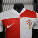 Camisa Croácia Home 2024/25 Nike Jogador Masculina, xadrez vermelho e branco, modelo oficial da seleção croata, ideal para jogadores e fãs da Croácia"