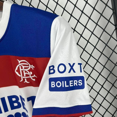 Camisa Rangers Away II 2025/26 Castore Torcedor Masculina Branca, design moderno e elegante, conforto e tradição para torcedores do Rangers FC.
