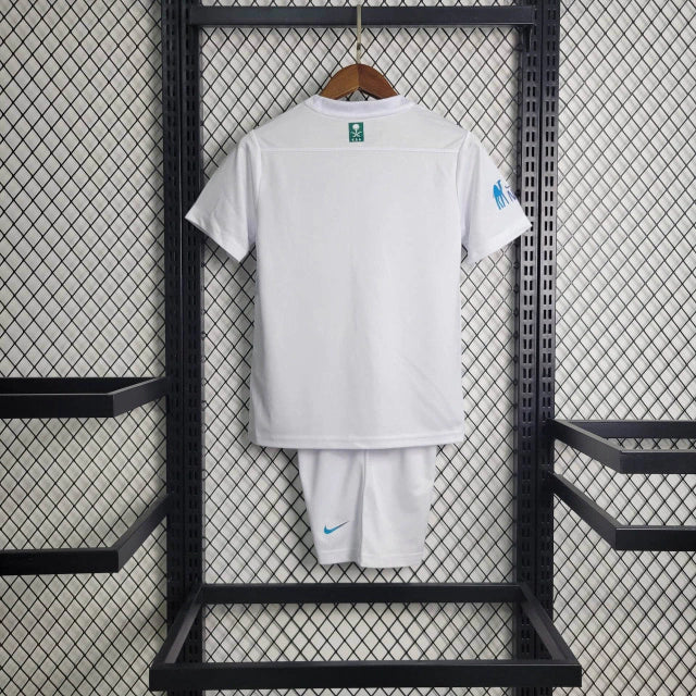 Kit Infantil Al-Nassr Third III 2023/24 Nike - uniforme infantil Cristiano Ronaldo com camisa e short em tecido leve e confortável