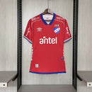 Camisa Nacional Uruguai Away II 2025/26 Torcedor Masculina Vermelha, uniforme vibrante, futebol uruguaio, escudo bordado, conforto, estilo e tradição para torcedores"