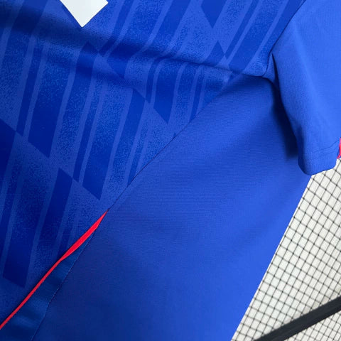 Camisa Rangers Home I 2024/25 Castore Torcedor Masculina Azul, design moderno com detalhes clássicos, conforto e tradição para torcedores do Rangers FC.”