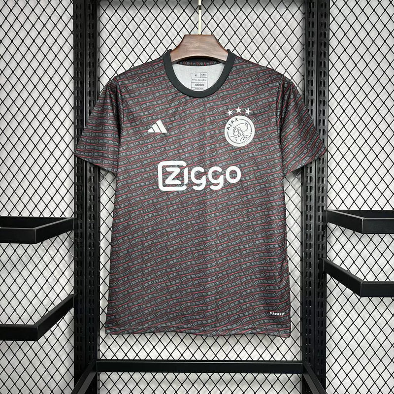 Camisa Ajax Pré-Jogo 2024/25 Adidas Torcedor Masculina oficial, design exclusivo usado no aquecimento, poliéster com tecnologia AEROREADY, produto licenciado para torcedores e colecionadores