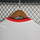 Camisa Japão Concept Samurai 2022/23 Adidas Torcedor Masculina branca, design inspirado nos guerreiros samurais, uniforme conceitual da seleção japonesa de futebol com tecnologia AEROREADY, peça cultural e esportiva para colecionadores.