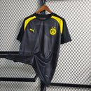 Camisa Borussia Dortmund Pré-Jogo 2023/24 Puma Torcedor Masculina - Preta