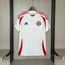 Camisa Chile Away II 2024/25 Adidas masculina branca com detalhes vermelhos e azuis, gola careca e tecido leve respirável para torcedores"