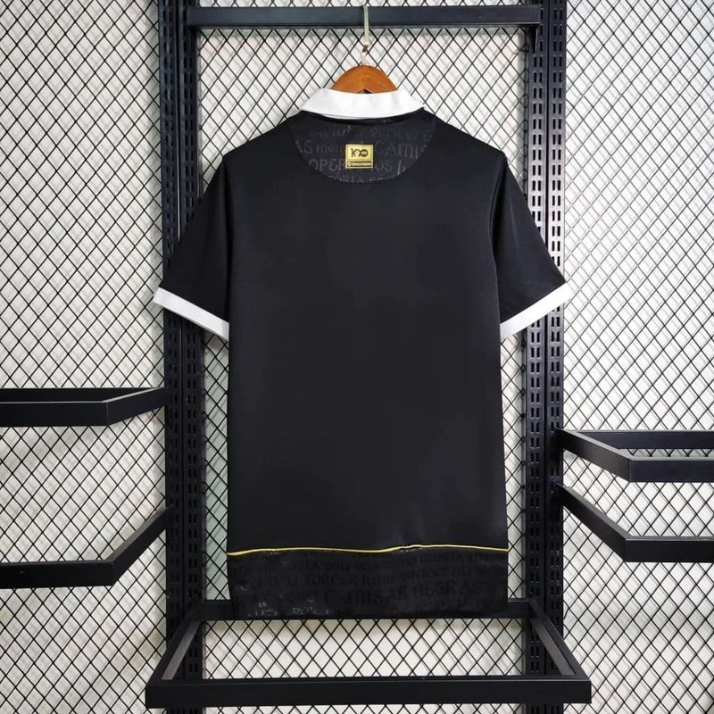 Camisa Vasco Third III 2023/24 Kappa Torcedor Masculina, design moderno com cores da terceira opção, escudo do Vasco bordado no peito, manga curta e gola redonda, perfeita para torcedores e uso casual."
