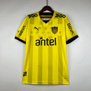 Camisa Peñarol Third III 2023/24 Torcedor Masculina Amarela, uniforme vibrante, futebol uruguaio, escudo bordado, tradição e conforto para torcedores"