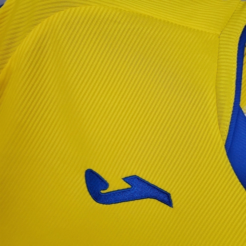 Camisa Ucrânia Home I 2020/21 masculina amarela com detalhes em azul, gola careca e tecido leve respirável para torcedores"