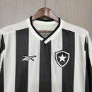 Camisa Botafogo Home 2024/25 Manga Longa Torcedor Masculina Adidas oficial preta e branca com listras verticais e escudo bordado