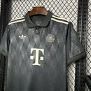 Camisa Bayern de Munique "Oktoberfest" 2024/25 Adidas Torcedor Masculina - Cinza