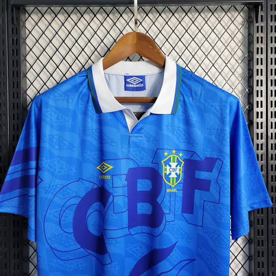 Camisa Retrô 94/95 Seleção Brasileira II Umbro Masculina - azul