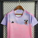 Camisa Japão Away II 2023/24 Adidas Torcedora Feminina Rosa – uniforme alternativo da seleção japonesa em tecido leve com tecnologia AEROREADY, disponível do tamanho PP ao GG, ideal para torcedoras, treinos e coleção.