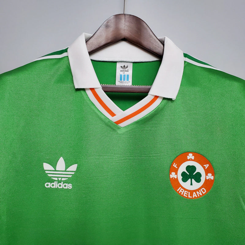 Camisa Irlanda Home I 1988/89 Adidas retrô masculina verde com gola polo branca, mangas curtas e design clássico histórico para colecionadores e torcedores"