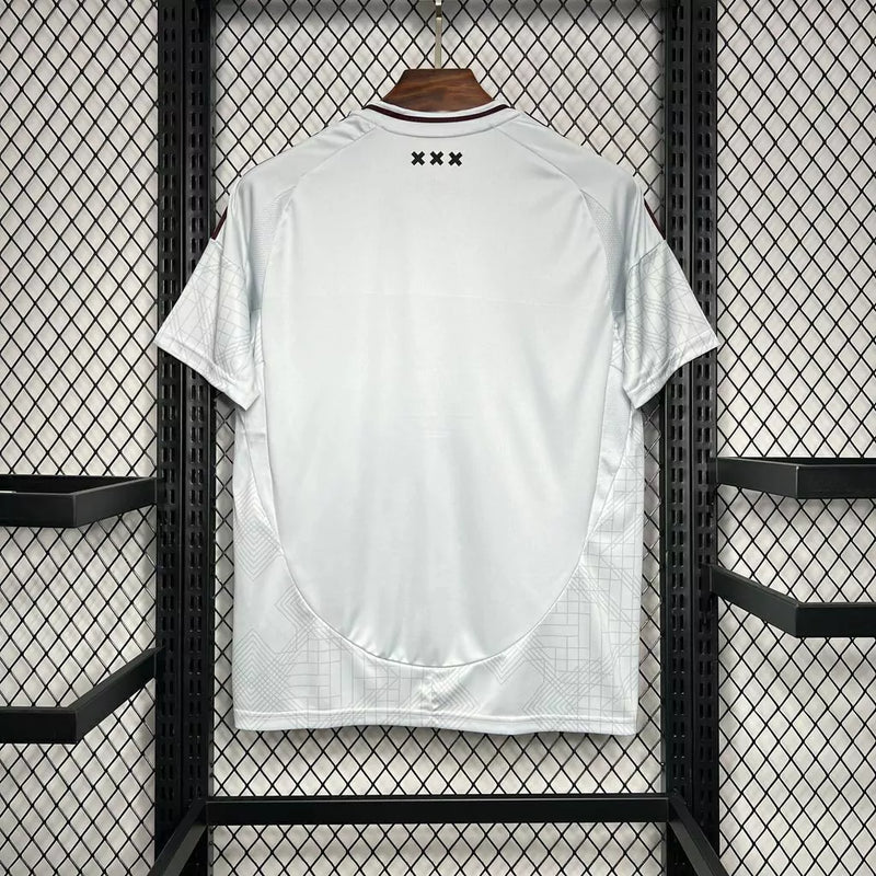 Camisa Ajax Third (3) 2024/25 Adidas Torcedor Masculina original, cor alternativa com escudo bordado e tecnologia AEROREADY – produto oficial licenciado.
