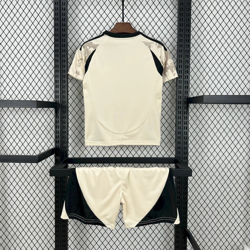 Conjunto Infantil New York Red Bulls 2025/26 Adidas Away II - Camisa e shorts leves, respiráveis e confortáveis para treinos e jogos de crianças