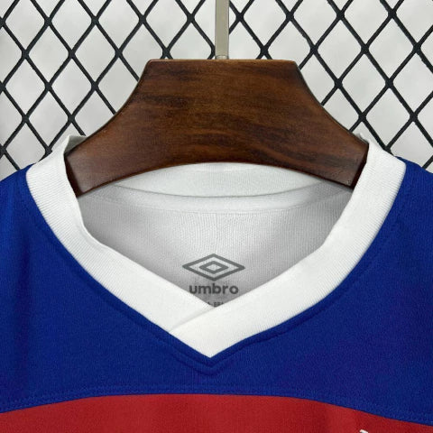 Camisa Rangers Away II 2025/26 Castore Torcedor Masculina Branca, design moderno e elegante, conforto e tradição para torcedores do Rangers FC.
