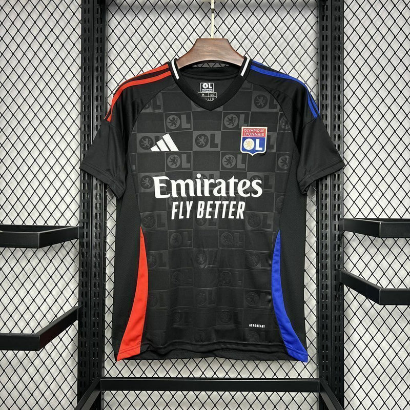 Camisa Olympique Lyon II Away 2024/25 Adidas torcedor masculina na cor preta, com escudo do clube bordado no peito, logo da Adidas em branco e design moderno esportivo.