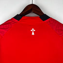 Camisa Rennes Home I 2023/24 Puma Torcedor Masculina Vermelha com detalhes em preto, tecido leve e design clássico do Stade Rennais.”
