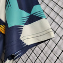 Camisa Argélia Treino 2022/23 Adidas Torcedor Masculina verde, com detalhes em branco inspirados na bandeira, tecido leve e respirável para treino e torcedores da seleção Les Fennecs Camisa Argélia Treino 2022/23
Camisa Argélia Adidas verde
Camisa seleção Argélia treino
Camisa Argélia torcedor 2022/23
Camisa Les Fennecs treino 2022
Camisa Argélia uniforme treino
Camisa Argélia verde masculina
Camisa Argélia coleção treino Adidas