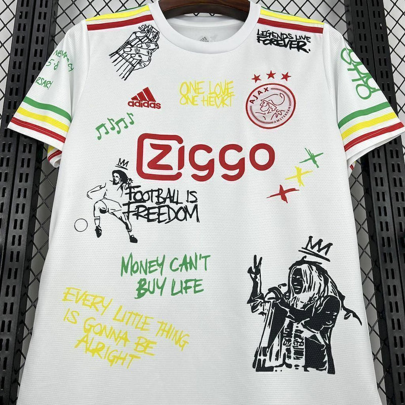 "Camisa Ajax Edição Especial 2025/26 Adidas Torcedor Masculina oficial, edição limitada, com escudo bordado e tecnologia AEROREADY – produto original para torcedores e colecionadores.
