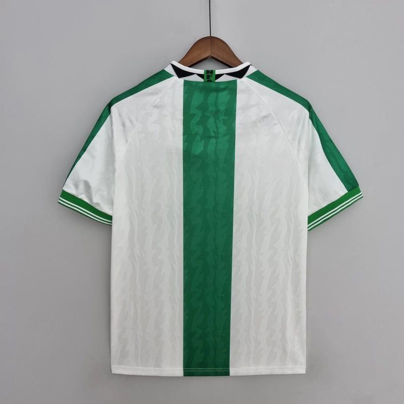 Camisa Nigéria Away II 1996/97 Nike retrô masculina branca
Camisa retrô Nigéria 1996 1997 Nike Away branca masculina
Uniforme reserva Nigéria 96/97 Nike retrô branco
Camisa de futebol retrô seleção da Nigéria Away Nike branca 1996
Camisa Nigéria anos 90 retrô Away II Nike branca masculina