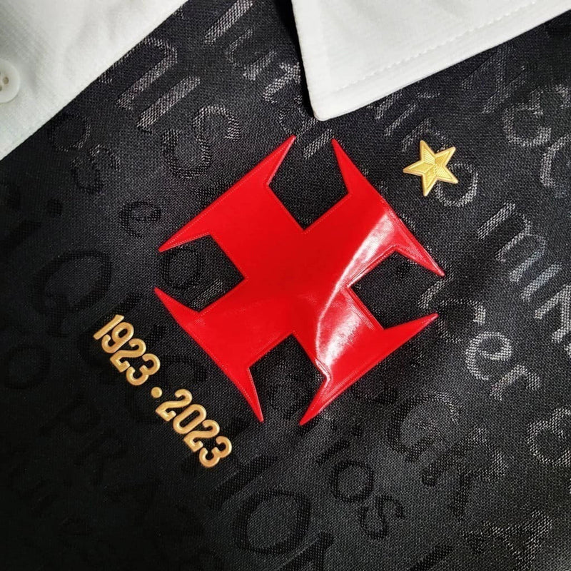 Camisa Vasco Third III 2023/24 Kappa Torcedor Masculina, design moderno com cores da terceira opção, escudo do Vasco bordado no peito, manga curta e gola redonda, perfeita para torcedores e uso casual."